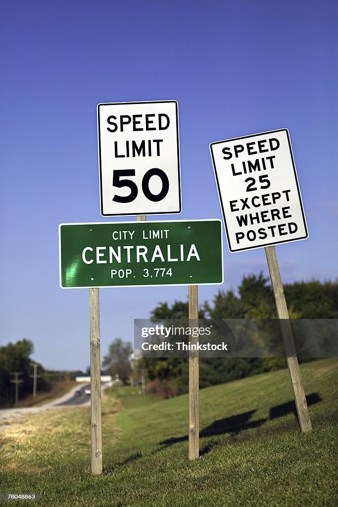 Conflicting speed limit signs