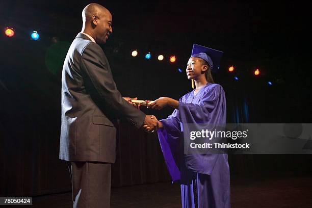 graduation ceremony - graduation podium stockfoto's en -beelden