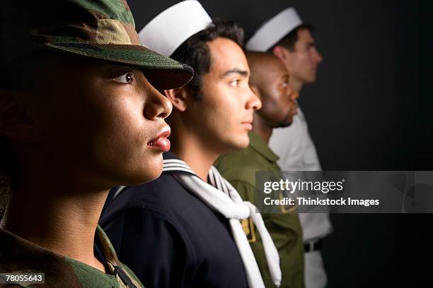 us military soldiers - uniforme militaire photos et images de collection