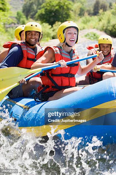 people whitewater rafting - whitewater rafting 個照片及圖片檔