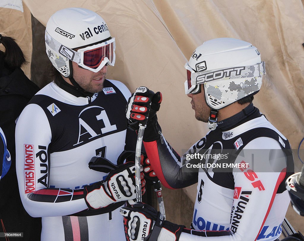 French racers Pierre-Emmanuel Dalcon (L)