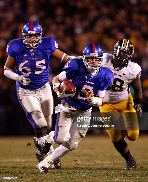 Dirk Reesing 232 University Of Kansas Jayhawks Qb Todd Reesing Stock Photos, High ...