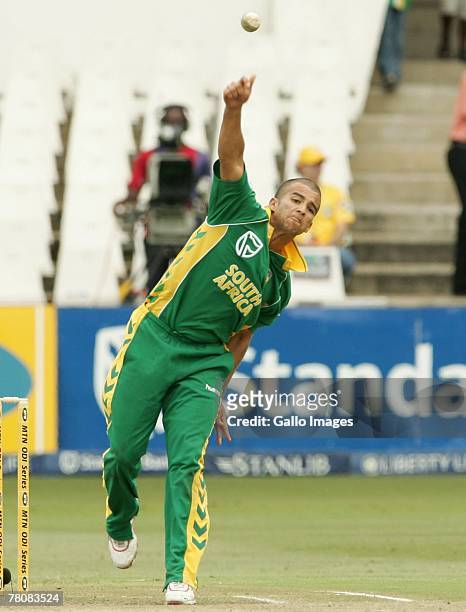 Duminy of South Africa in action during the first ODI match between South Africa and New Zealand held at Sarhara Stadium on November 25, 2007 in...