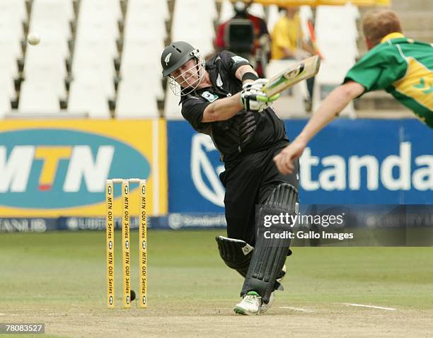 Scott Styris of New Zealand in action in his innings of 40 runs during the first ODI match between South Africa and New Zealand held at Sarhara...