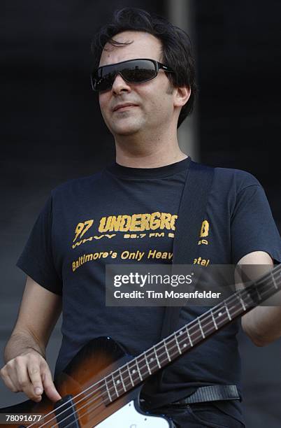 Adam Schlesinger of Fountains of Wayne perform as part of the Virgin Festival at Pimlico Racetrack on August 4, 2007 in Baltimore, Maryland.