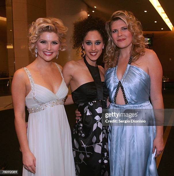 Lucy Durack, Danielle Matthews and Jeniffer Robinson attends the pre-show reception ahead of the "Light The Night" Charity concert at the City...