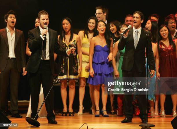 Adam Rennie Shaun Rennie Photos and Premium High Res Pictures - Getty Images