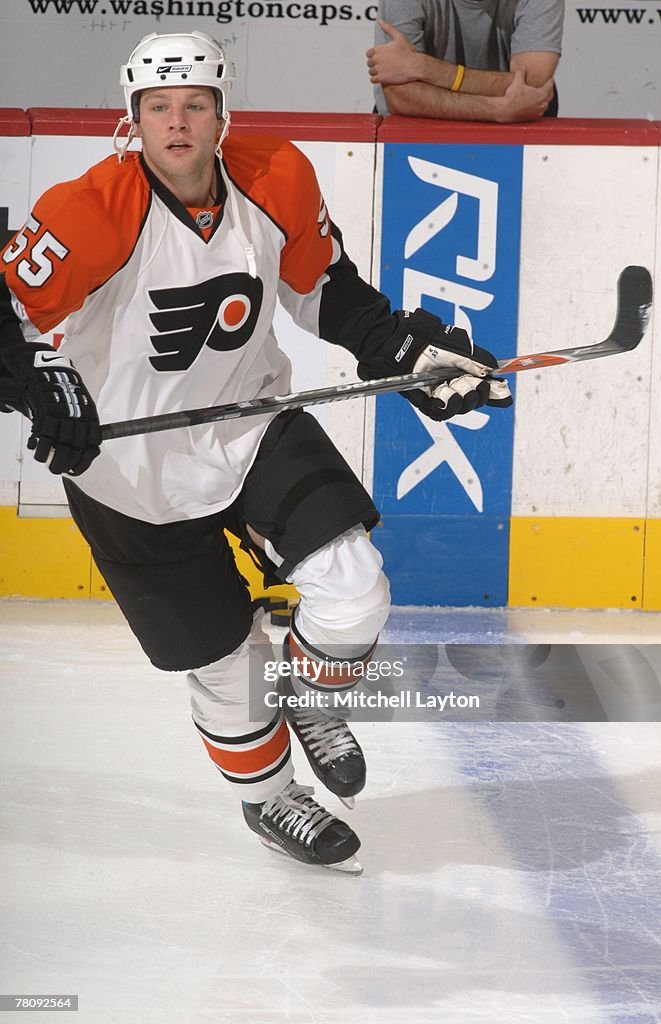 Philadelphia Flyers v Washington Capitals