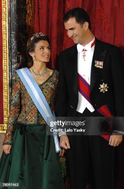 Prince Felipe and Princess Letizia pose for photographers during the Gala Dinner in honour of Romanian President Traian Basescu and his wife Maria,...