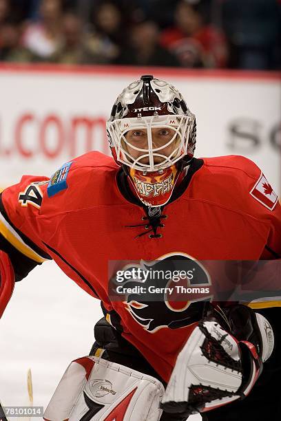 Miikka Kiprusoff of the Calgary Flames gets into position against the Chicago Blackhawks on November 22, 2007 at Pengrowth Saddledome in Calgary,...