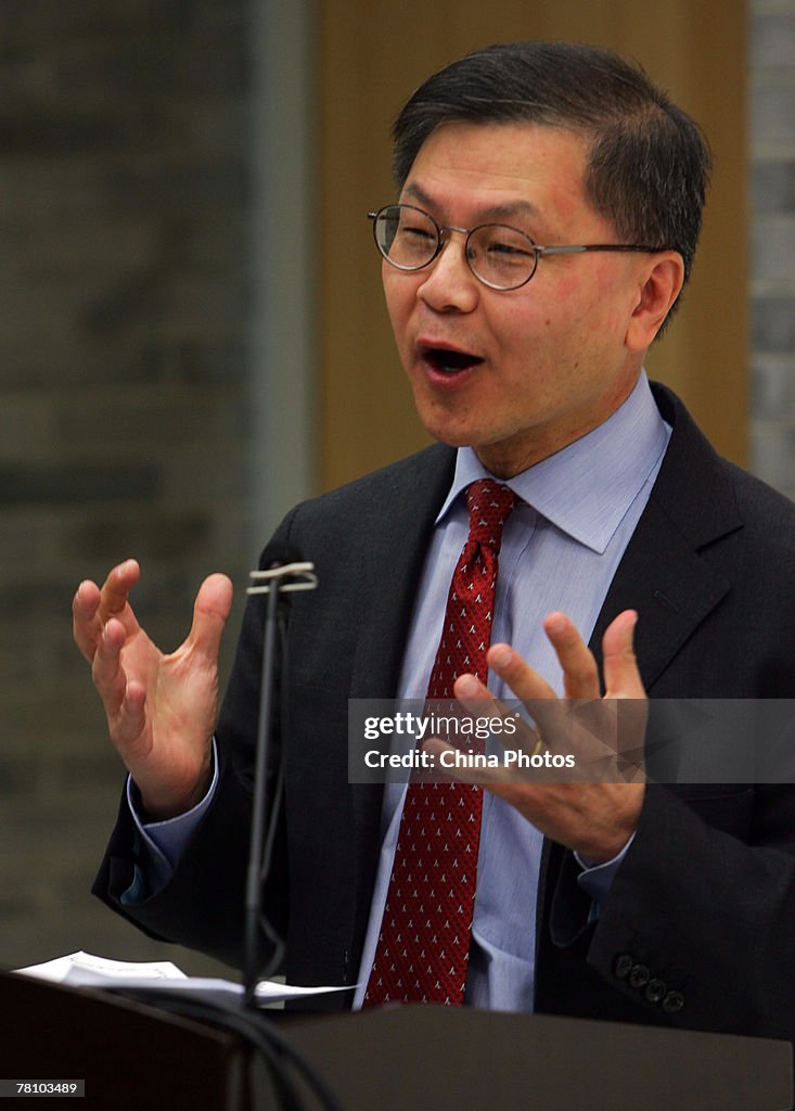 David George Ho David Ho, leading Chinese-American expert on AIDS and epidemics and ...