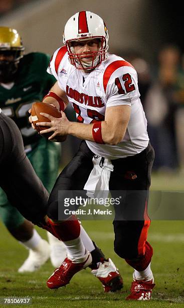 Quarterback Brian Brohm of the Louisville Cardinals looks to hand the ball off during the game against the South Florida Bulls on November 17, 2007...