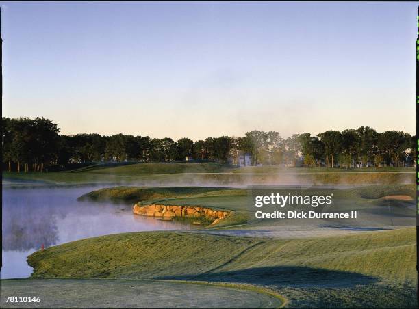 The Twin Cities Hole 09/25/01 ? Dick Durrance II/PGA TOUR