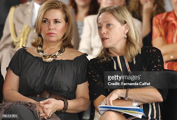 Grand Duchess Maria Theresa of Luxembourg sits beside Marie Pierre Poirier, the UNICEF representative for Brazilduring a visit to the CEFRAN - Centro...