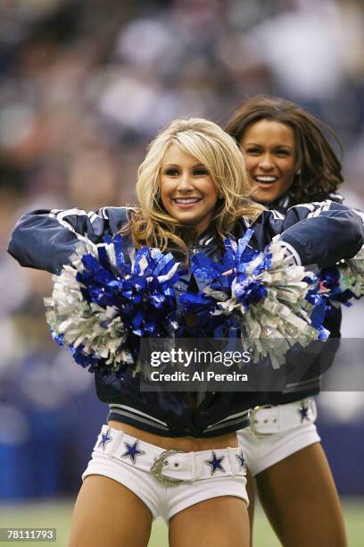 Dallas Cowboys cheerleader performs at the Thanksgiving Game between the New York Jets and the Dallas Cowboys at Texas Stadium, Irving, Texas on...