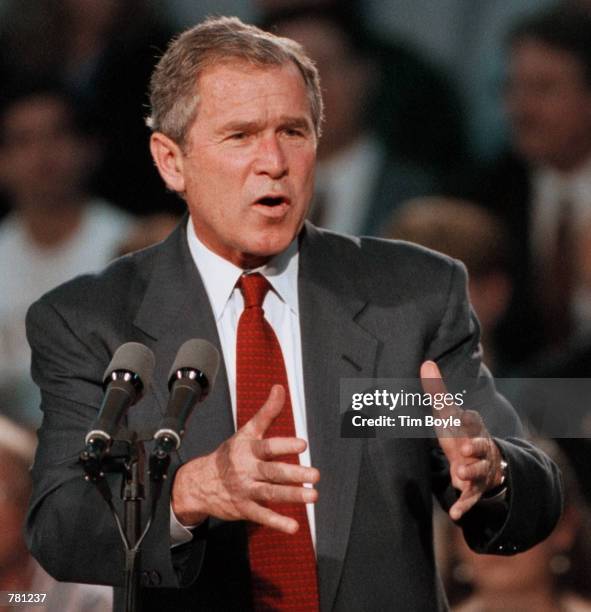 Republican presidential candidate Texas Gov. George W. Bush speaks during a campaign stop October 24, 2000 at Thomas Middle School in Arlington...