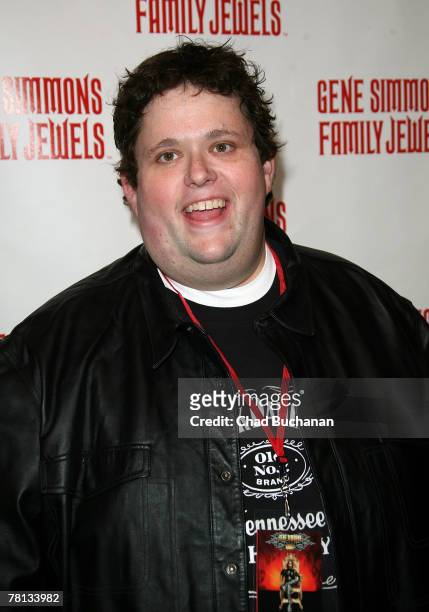 Comedian Ralphie May attends the Gene Simmons Roast at the Key Club on November 27, 2007 in West Hollywood, California.