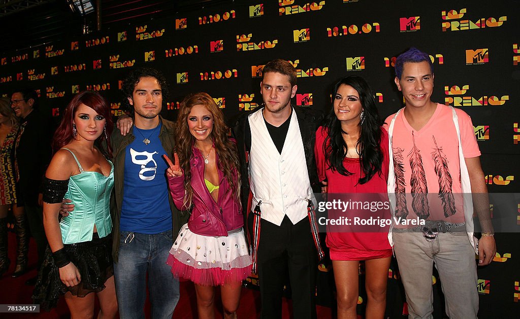 Los Premios MTV Latin America 2007 - Red Carpet