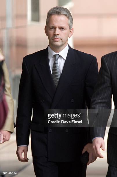 David Bermingham arrives at the Bob Casey U.S. Courthouse November 28, 2007 in Houston, Texas. The former Natwest banker was extradited from the U.K....