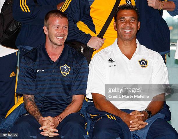 11 David Beckham And The La Galaxy Arrive In Wellington Photos and Premium  High Res Pictures - Getty Images