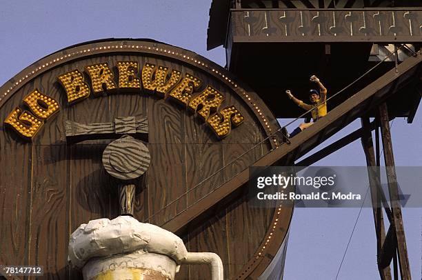 Beer Barrel Bernie of the Milwaukee Brewers during a MLB game in July 1982 in Milwaukee, Wisconsin.