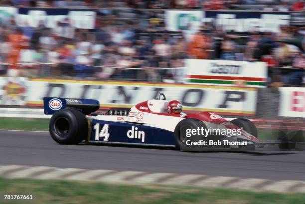 Chilean racing driver Eliseo Salazar drives the Ensign Racing Ensign N180B Ford Cosworth DFV 3.0 V8 during qualification for the 1981 British Grand...