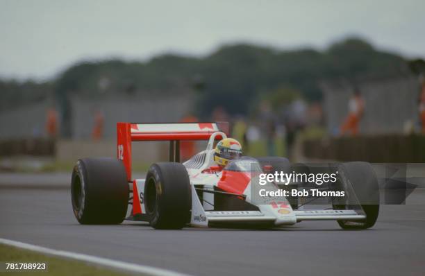 Brazilian racing driver Ayrton Senna drives the Honda Marlboro McLaren McLaren MP4/4 Honda RA168E 1.5 V6t to finish in first place to win the 1988...