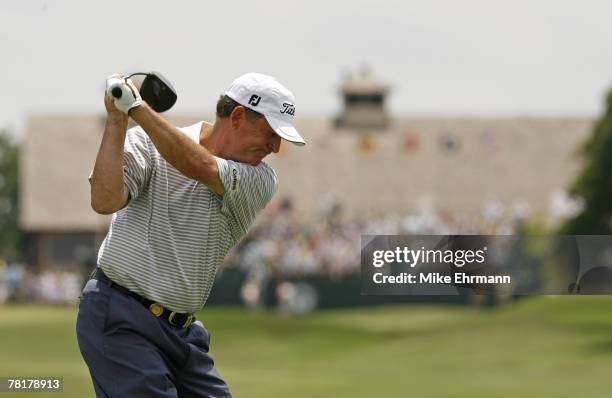 Jay Haas on the 18th hole during the final round of the 67th Senior PGA Championship at Oak Tree Golf Club in Edmond, OK on May 28, 2006. Haas won...