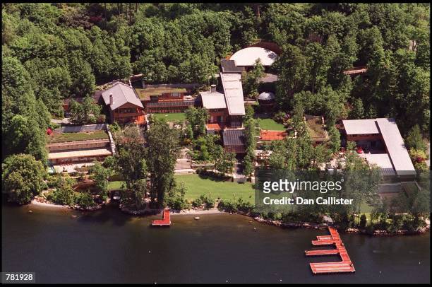 An aerial view of Microsoft's Bill Gates'' estate lines Lake Washington May 30, 2000 in Seattle, WA.