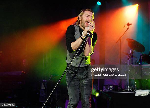 Ronan Keating performs at The Emeralds & Ivy Ball hosted by Ronan Keating for Cancer Research UK sponsored by Anglo Irish Bank at The Old...