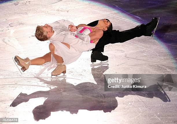 Isabelle Delobel and Olivier Schoenfelder of France perform in the Exhibition Gala of the ISU Grand Prix of Figure Skating NHK Trophy at Sendai City...