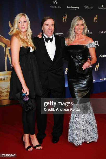 Guenter Netzer and his wife Elvira and daughter Alana attends the annual Bambi Awards 2007 on November 29, 2007 in Duesseldorf, Germany.