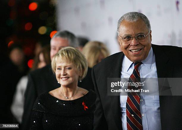 Actor James Earl Jones and his wife Cecilia Hart arrives at the "Love Letters" theatrical debut to raise awareness for World Aids Day held in the...