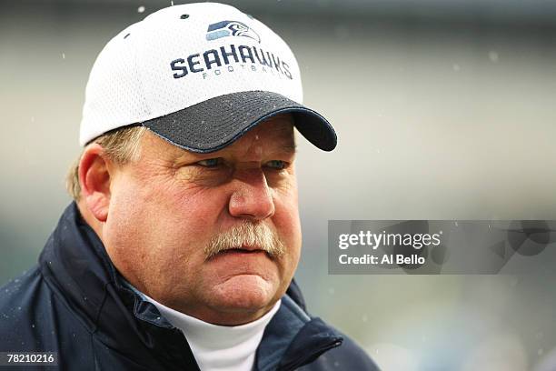 Head Coach Mike Holmgren of the Seattle Seahawks looks on during their game against the Philadelphia Eagles on December 2, 2007 at Lincoln Financial...
