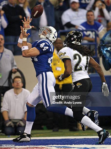 Touchdown Pass Nfl Touchdown Passes Photos and Premium High Res Pictures - Getty Images
