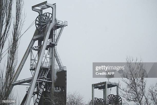 Zasyadko Rockets 2007 Zasyadko Mine Disaster Photos and Premium High Res Pictures ...
