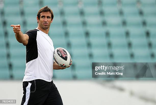 Andrew Johns gives directions during a Parramatta Eels training session at Parramatta Stadium on December 4, 2007 in Sydney, Australia. Johns has...