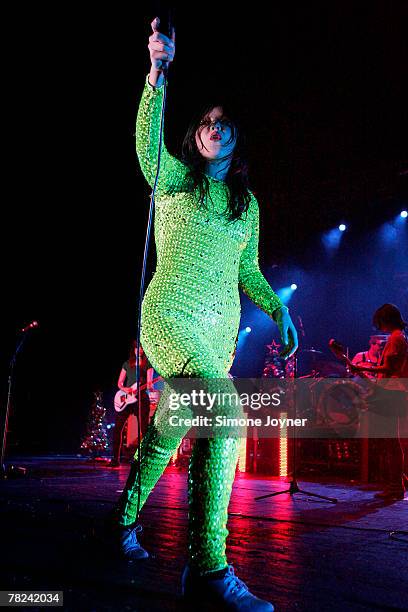 Singer From Css 129 Brazil Css Stock Photos, High-Res Pictures, and Images - Getty Images