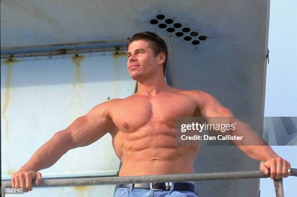 Physical Modelling Roland Modeling Poses For Men Photos and Premium High Res Pictures - Getty Images