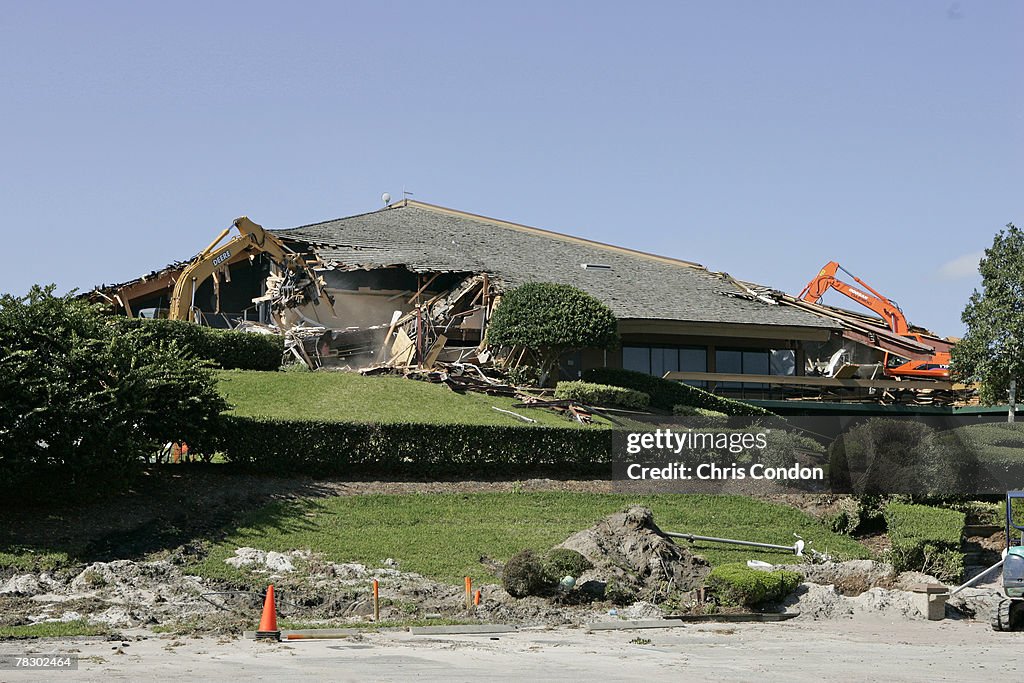 PGA TOUR - 2006 TPC Sawgrass Clubhouse Demolition