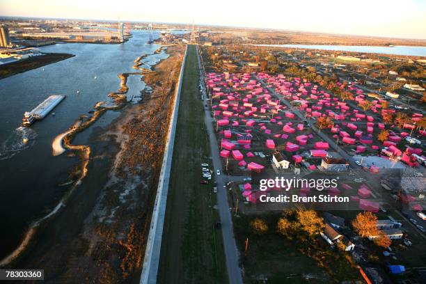 Brad Pitt's New Orleans dream, the "Make It Right" foundation launches its primary initiative with a huge 150 Pink Houses art project in the...