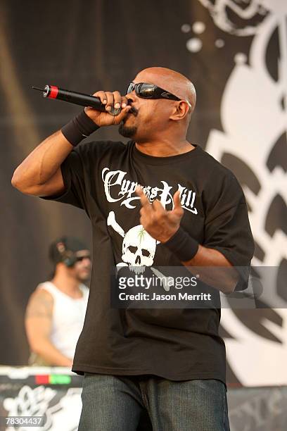 Rapper Sen Dog of "Cypress Hill" performs during the Vegoose Music Festival 2007 at Sam Boyd Stadium on October 27, 2007 in Las Vegas, Nevada.
