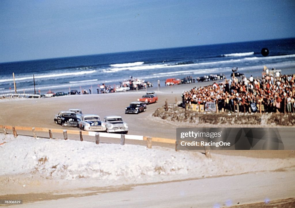 Grand National Stock Car Race On Daytona Beach