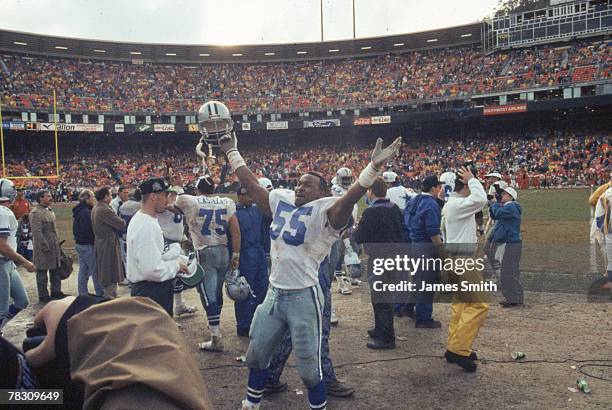 Linebacker Robert Jones celebrates on the sideline against the San Francisco 49ers in the 1992 NFC Championship Game at Candlestick Park on January...