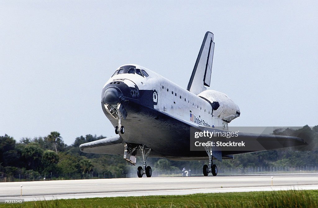 Space shuttle landing