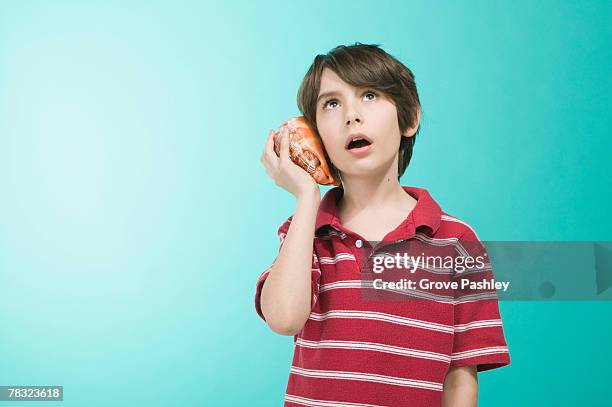 Listening Shell Photos and Premium High Res Pictures - Getty Images