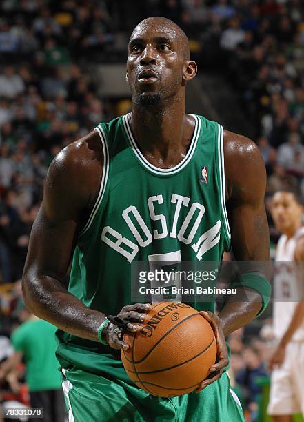 Kevin Garnett of the Boston Celtics takes a foul shot against the Toronto Rapters at the TD Banknorth Garden December 7, 2007 in Boston,...