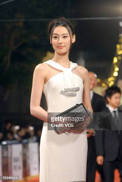Isabella Leong arrives at the 44th Golden Horse Awards on December 8, 2007 in Taipei.