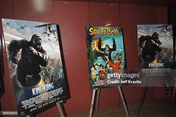 Atmosphere Coinciding with the March 28, 2006 DVD release of "King Kong", Universal Studios Home Entertainment and Fangoria Entertainment saluted the...