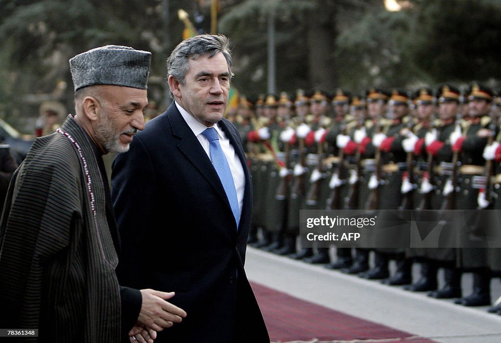 British Prime Minister Gordon Brown (R)